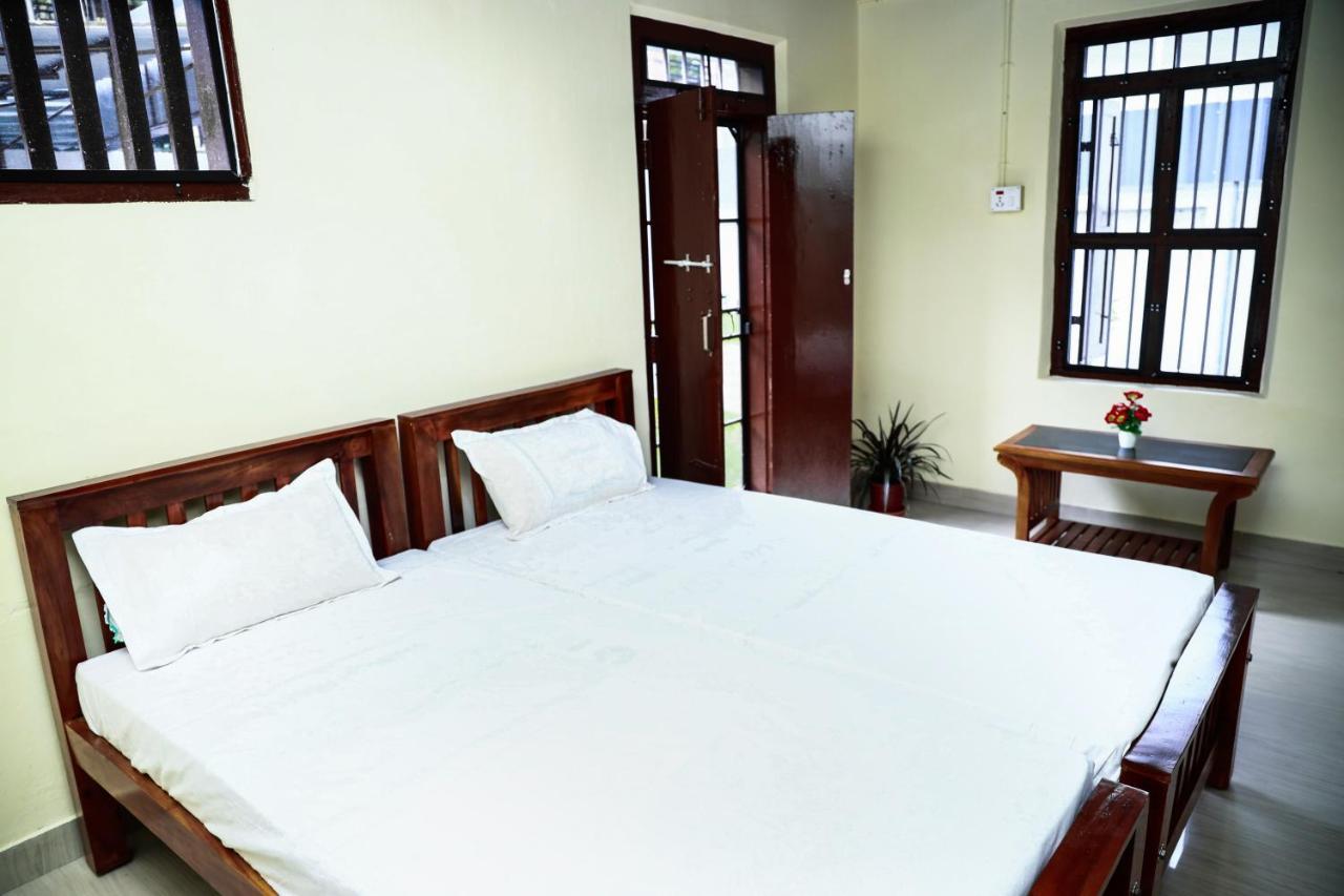 Bobbys Corner Alappuzha Exterior foto